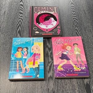 Jessie Paddock Scholastic Book Bundle-(3)
